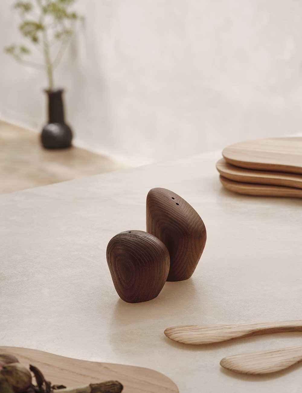 CAIRN SALT PEPPER SHAKERS