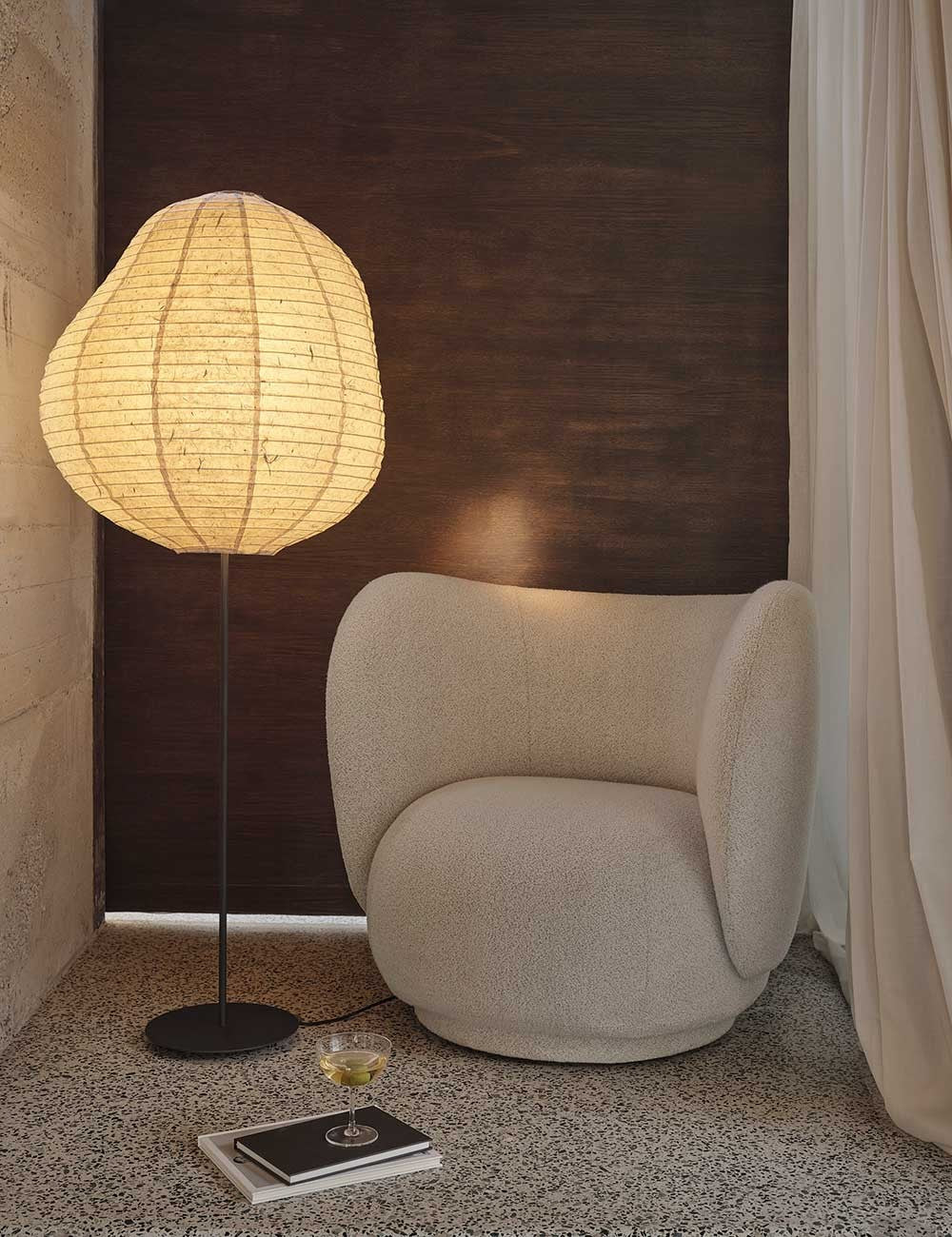 Lampada da terra Kurbis