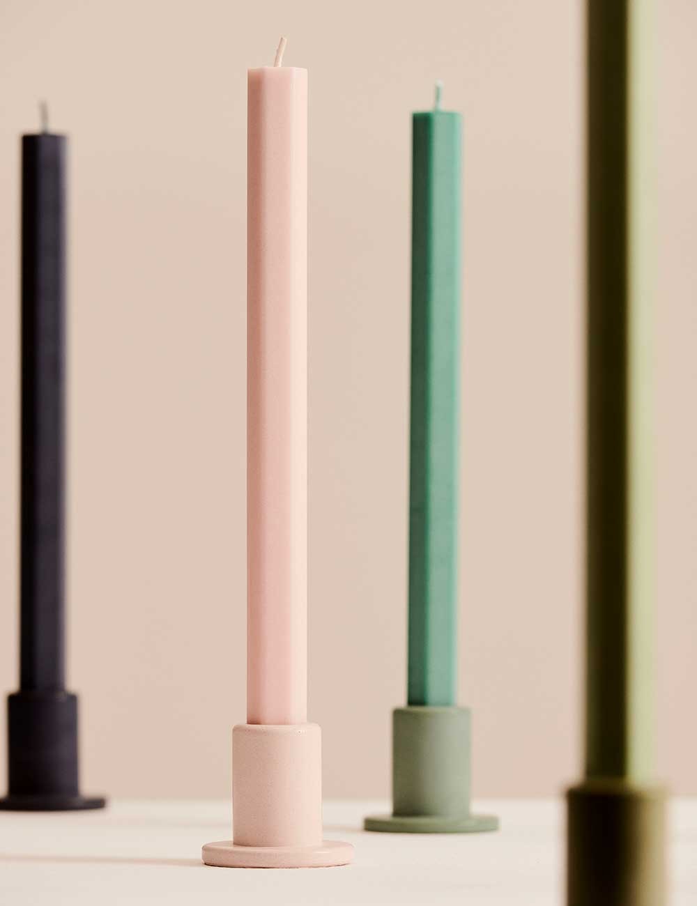 TUBE CANDLEHOLDER CONCRETE