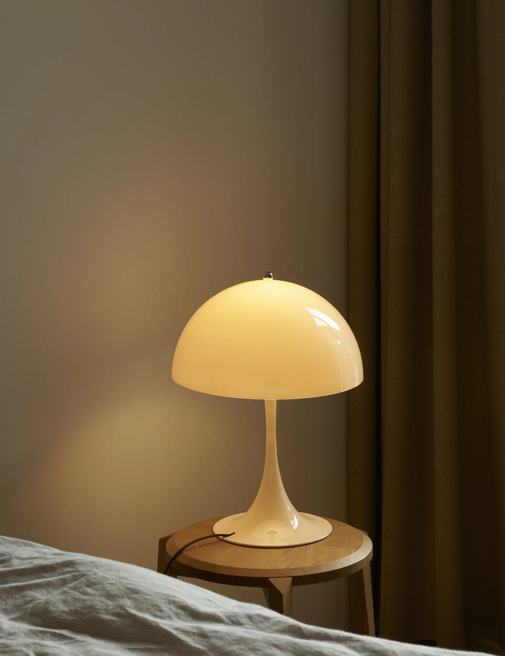 Lampe de table Panthella 320