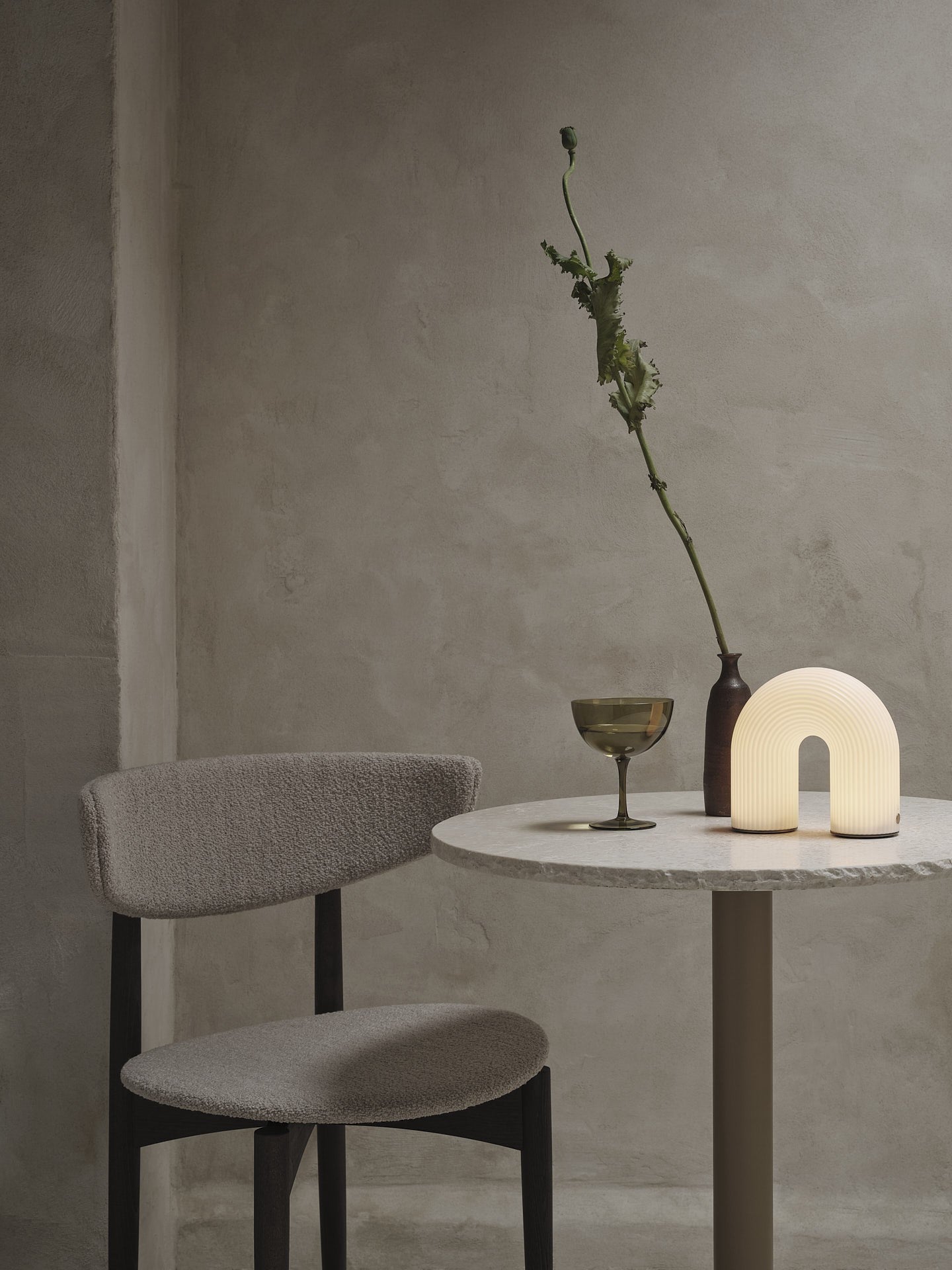 vuelta portable lamp