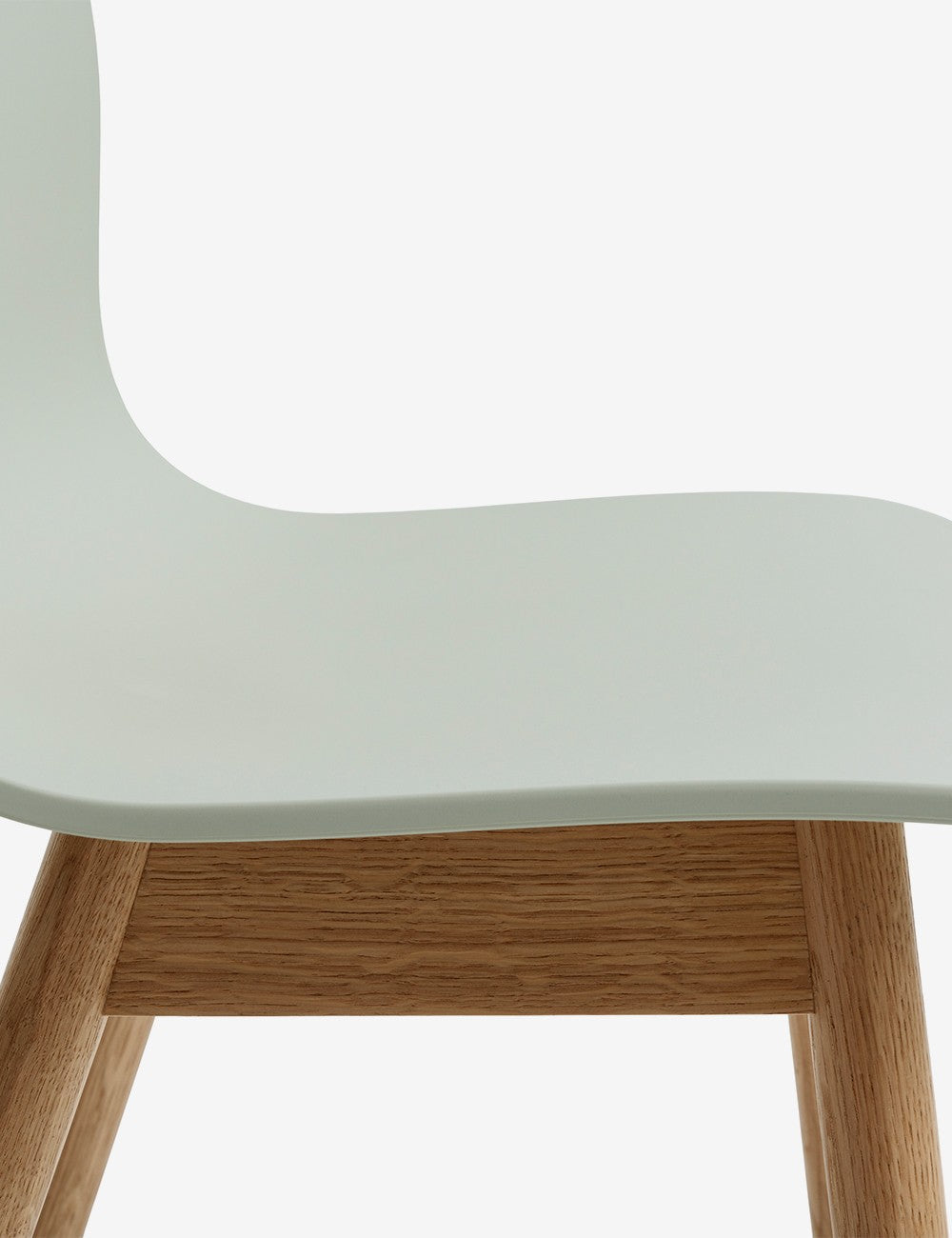 AAC 12 chair