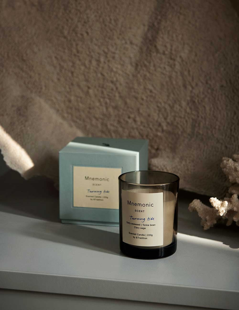 INTO THE MOOR SCENTED CANDLE