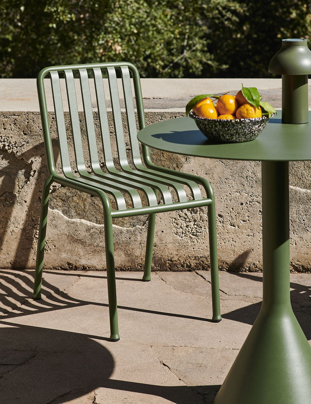 Palissade cone table round 70