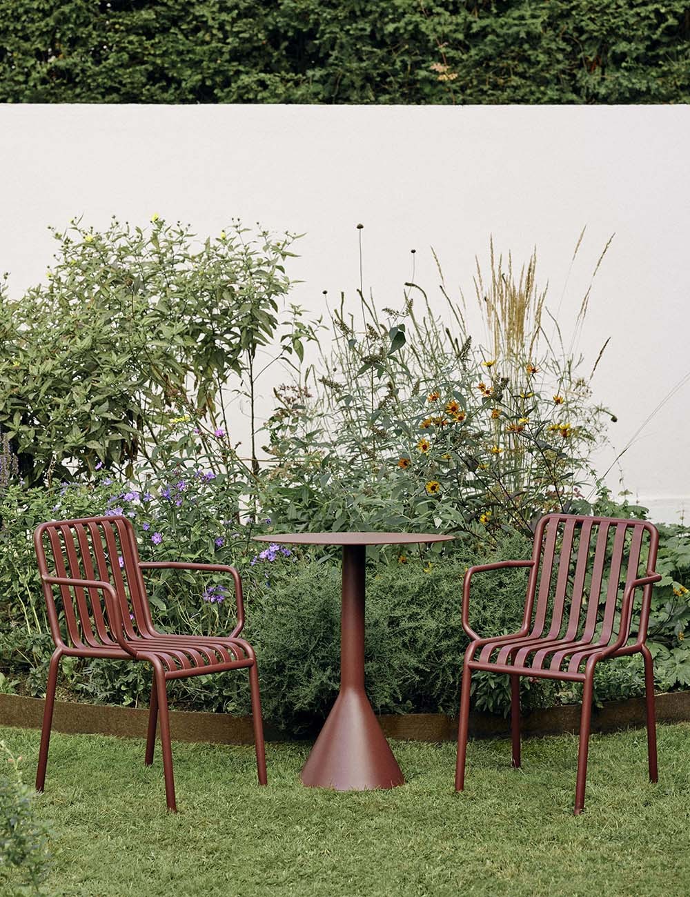 Palissade cone table round 70