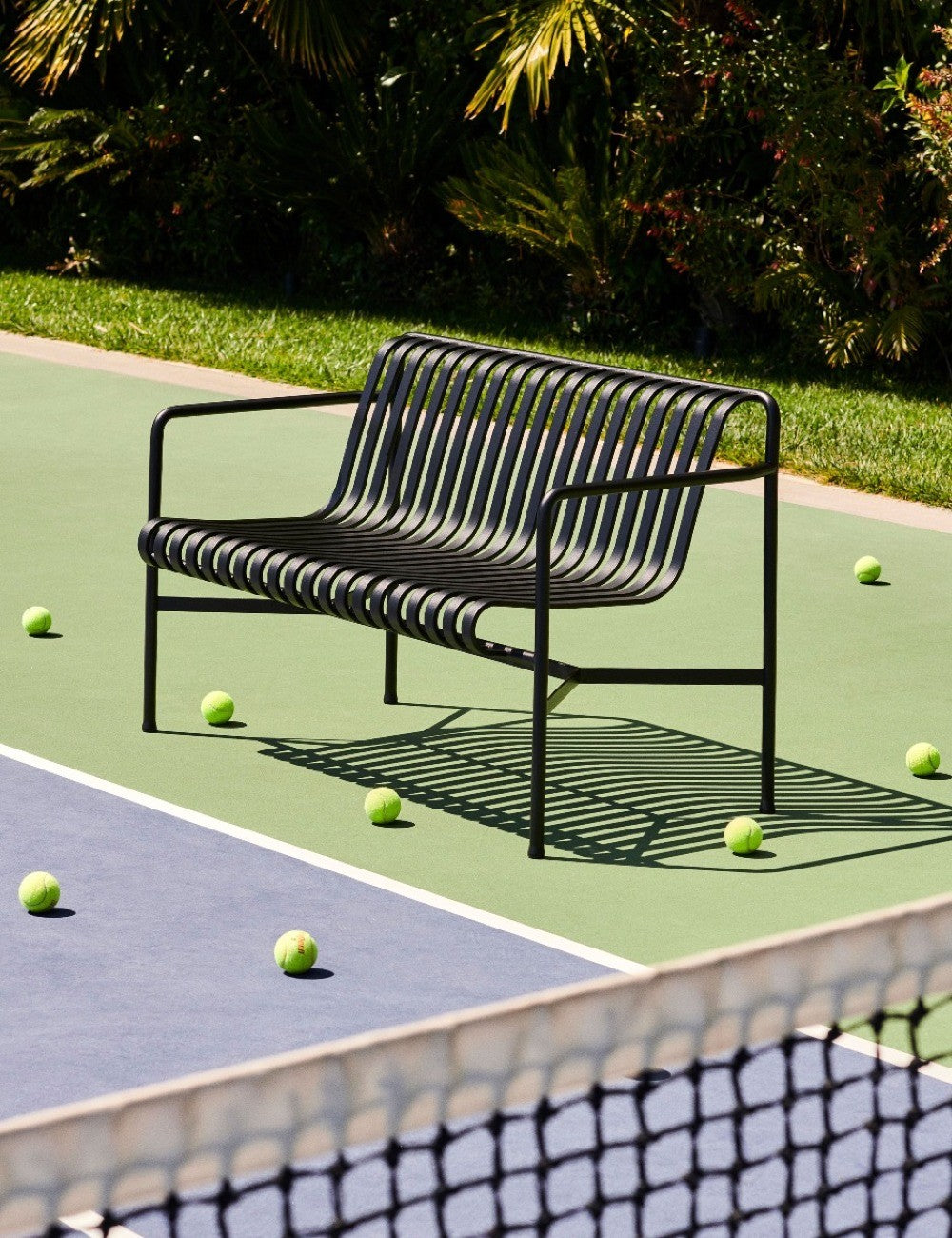 Palissade dining bench