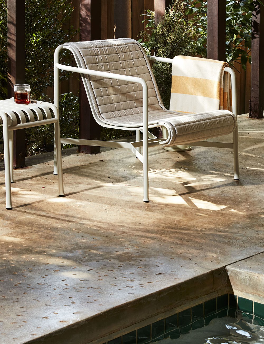 Palissade stool