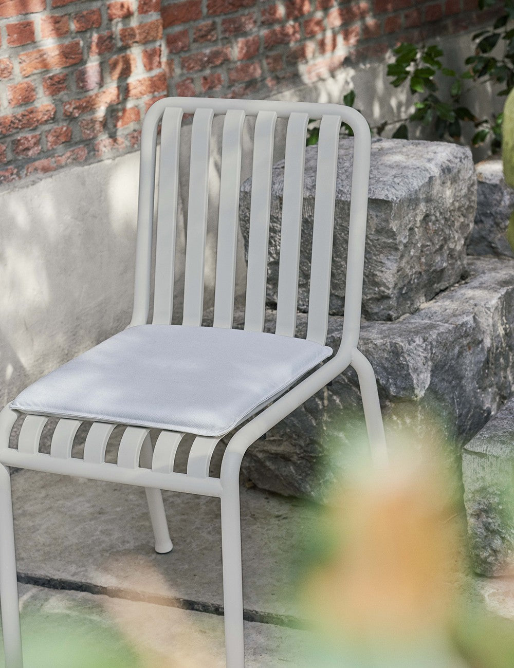 seat cushion for palissade chair and armchair