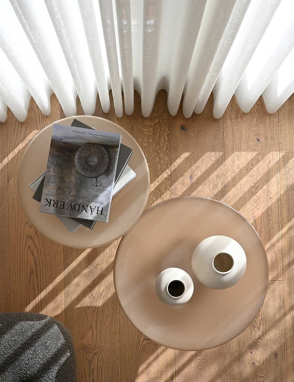 tavolo a corona in vetro alto