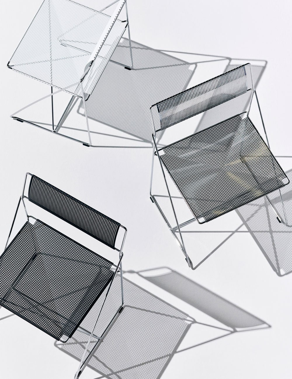 chaise x-line chromée