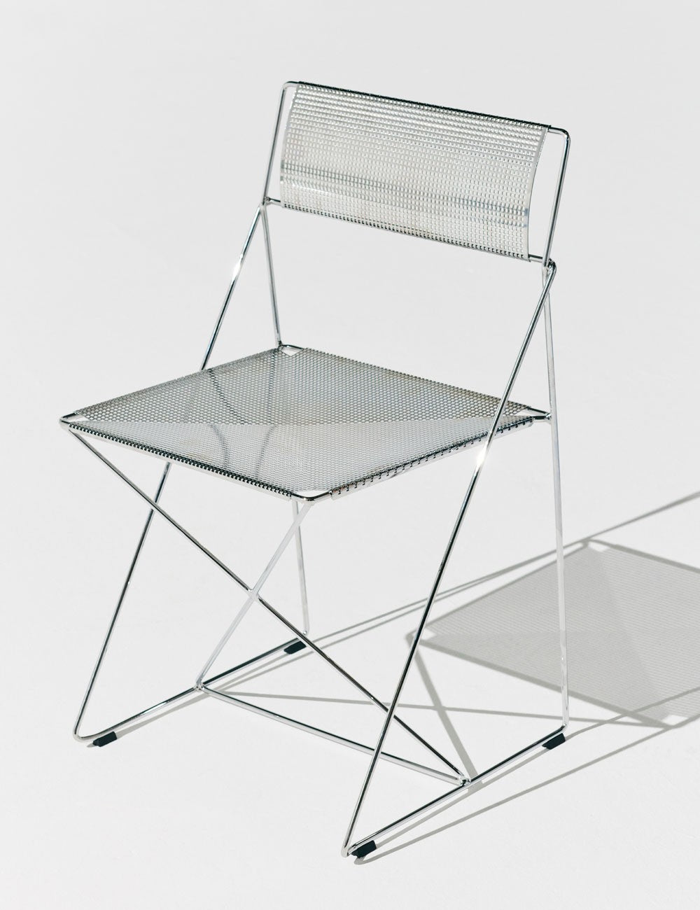 chaise x-line chromée