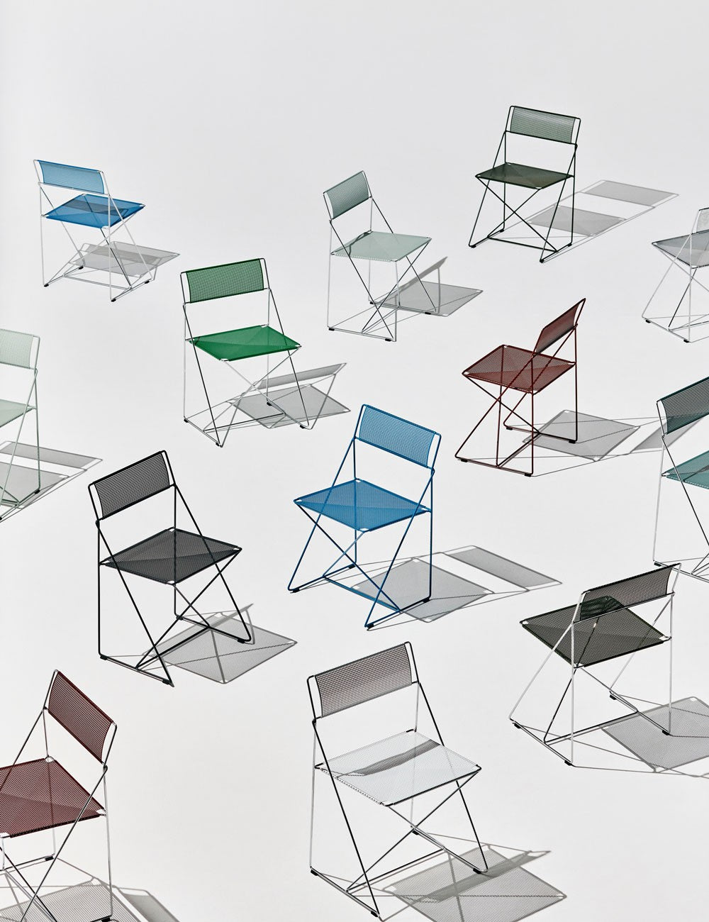 chaise x-line chromée