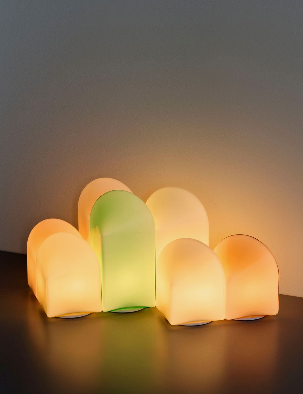 PARADE 240 PORTABLE LAMP