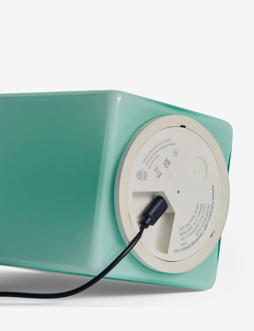 PARADE 240 PORTABLE LAMP