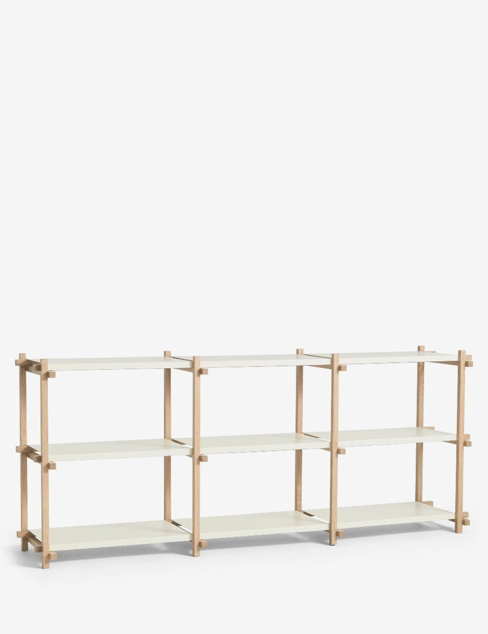 étagères basses en bois