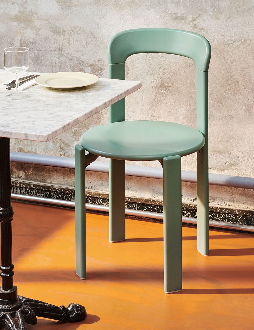 REY CHAIR