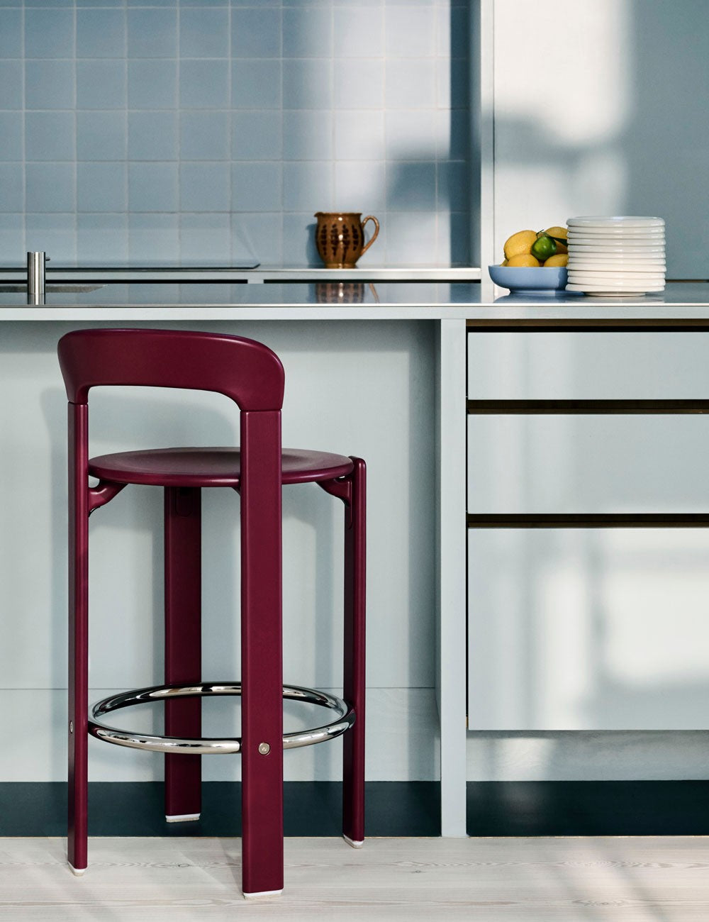 rey bar stool low