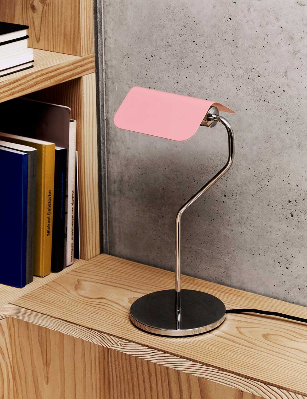 apex table lamp
