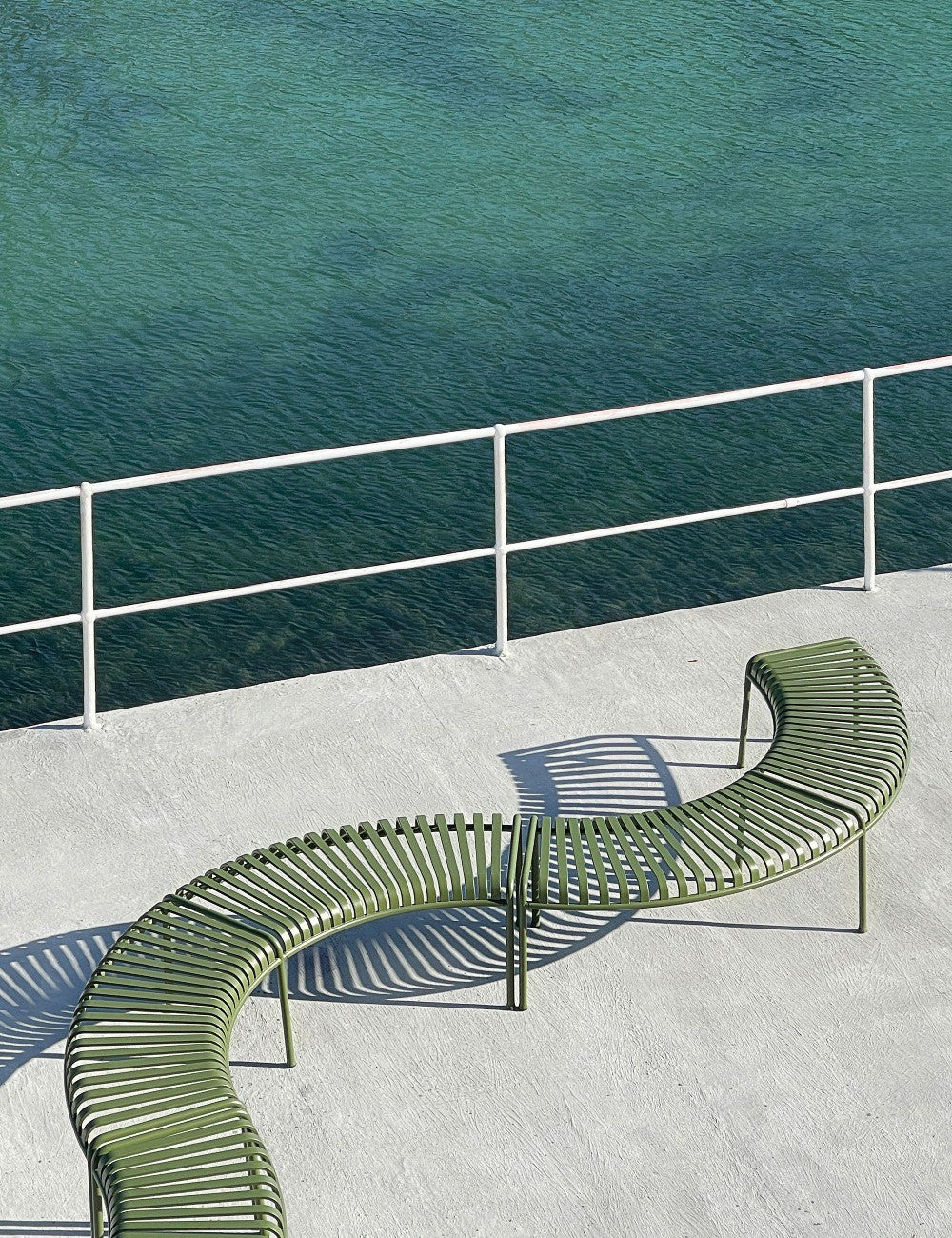 Palissade park bench