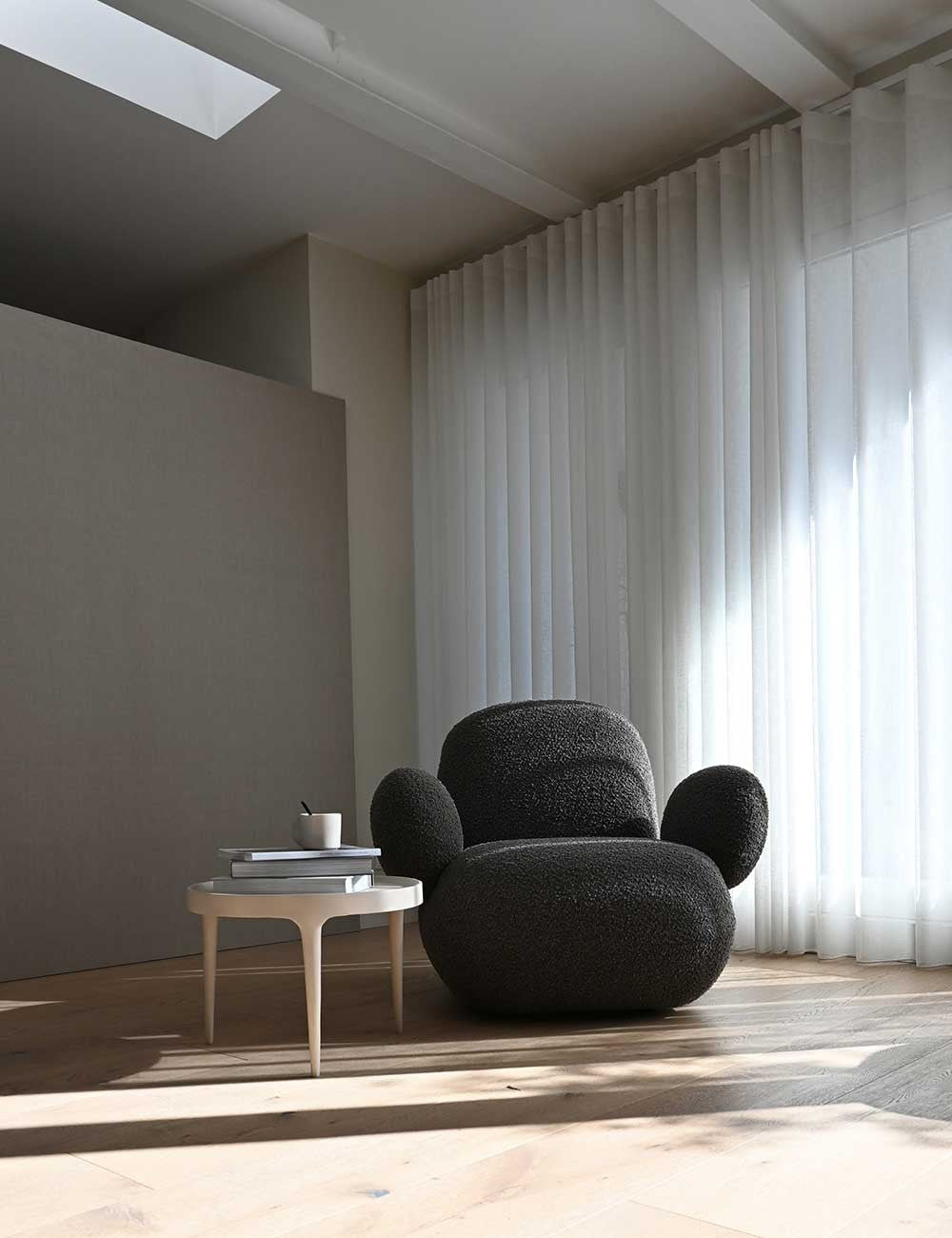 table fantôme basse