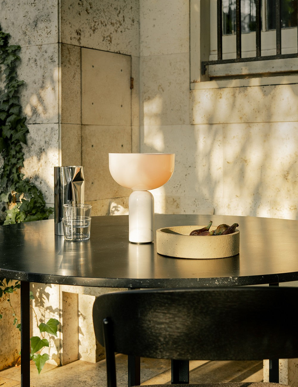 kizu portable table lamp