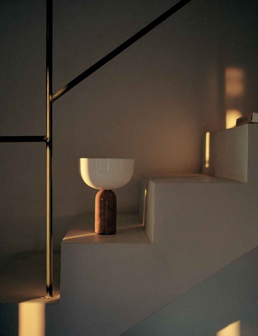 kizu portable table lamp