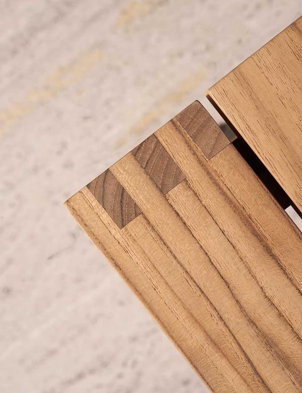 BK15 DINING TABLE