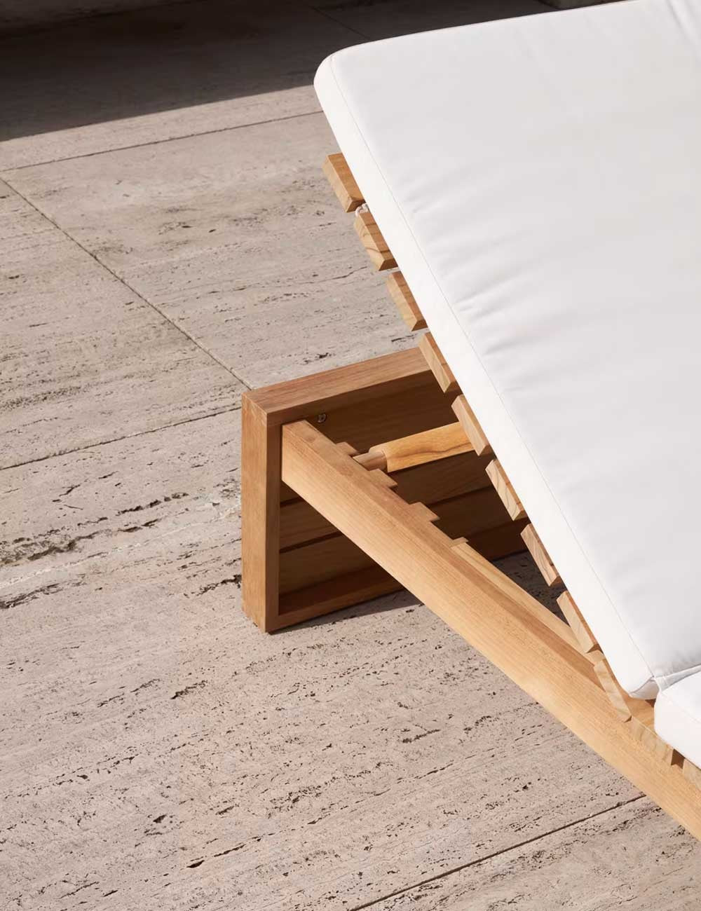 chaise longue bk14