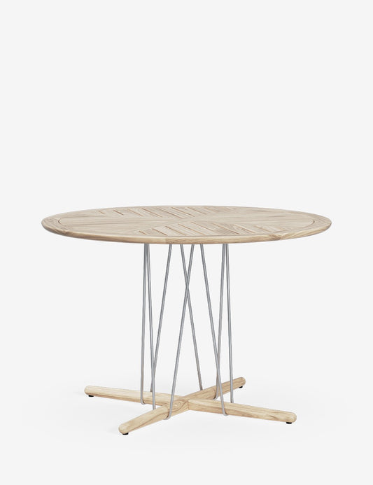 E022 Ø110 EMBRACE OUTDOOR DINING TABLE