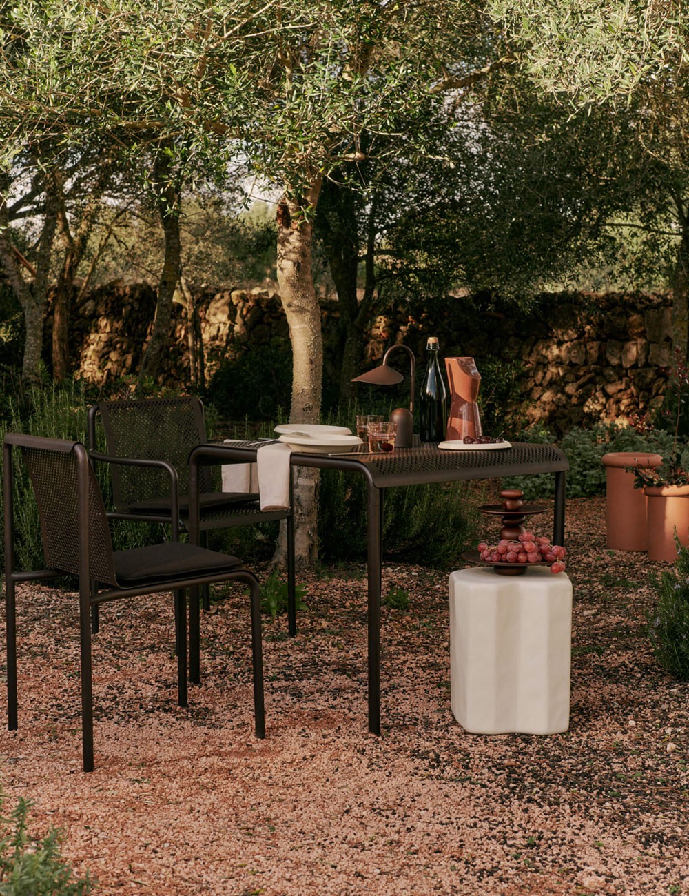 DAPPLE ARMCHAIR