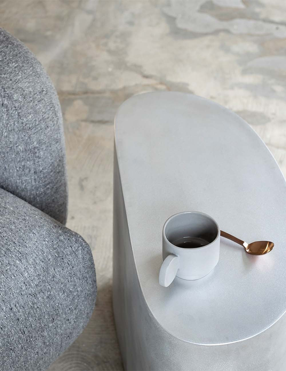 ALUMINIUM ASSEMBLE SIDE TABLE