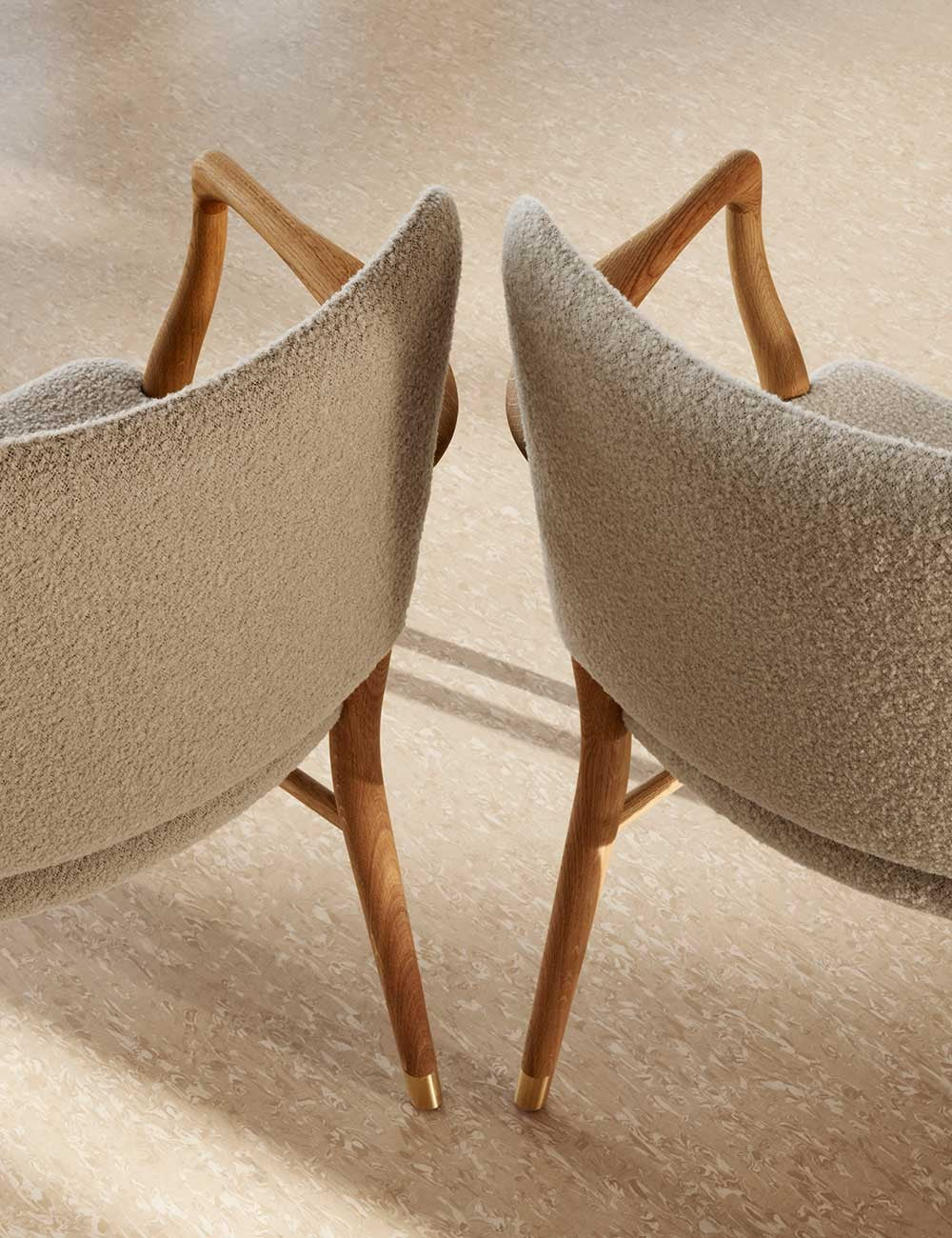 VLA61 MONARCH CHAIR BARU