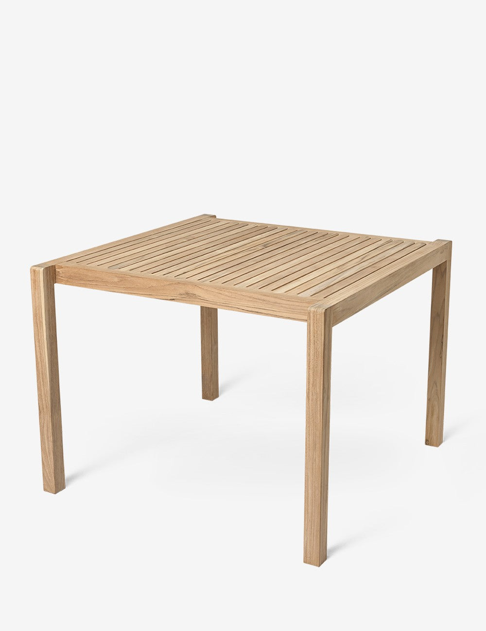 AH902 OUTDOOR DINING TABLE