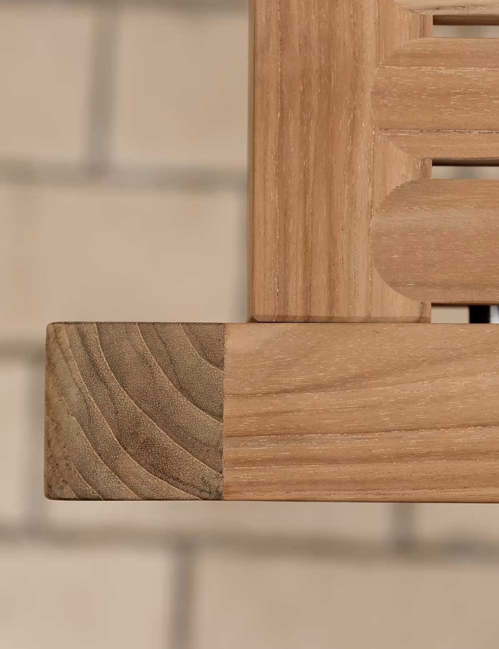 AH902 OUTDOOR DINING TABLE