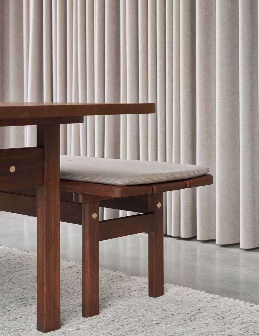 BM0700 ASSERBO BENCH