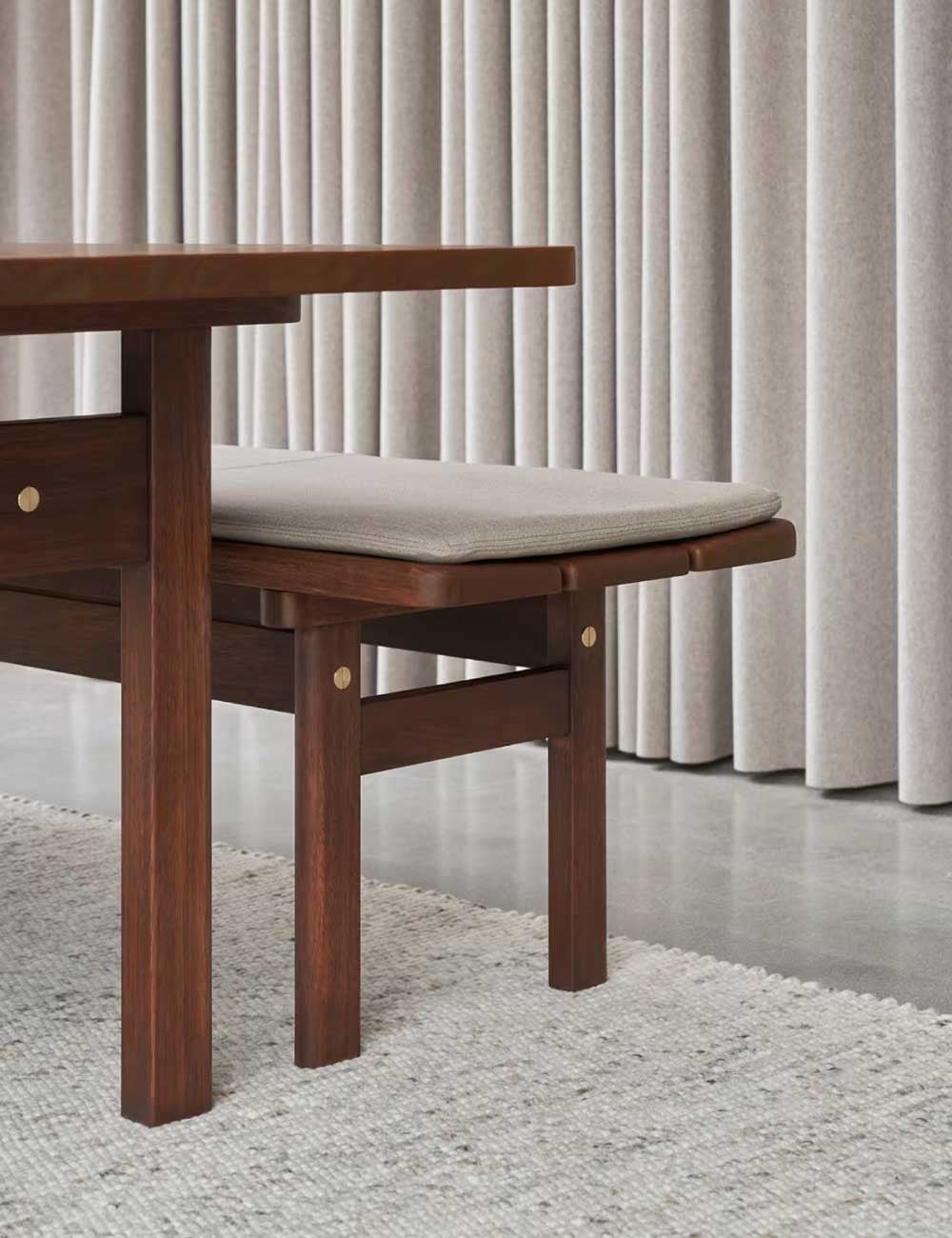 bm0698 tavolo asserbo