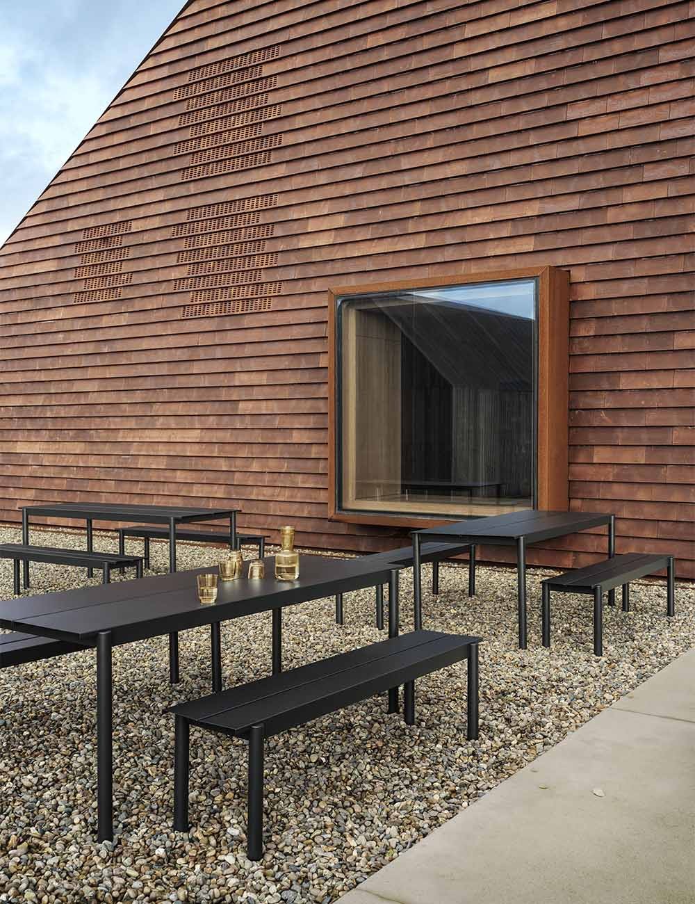 LINEAR STEEL TABLE 200