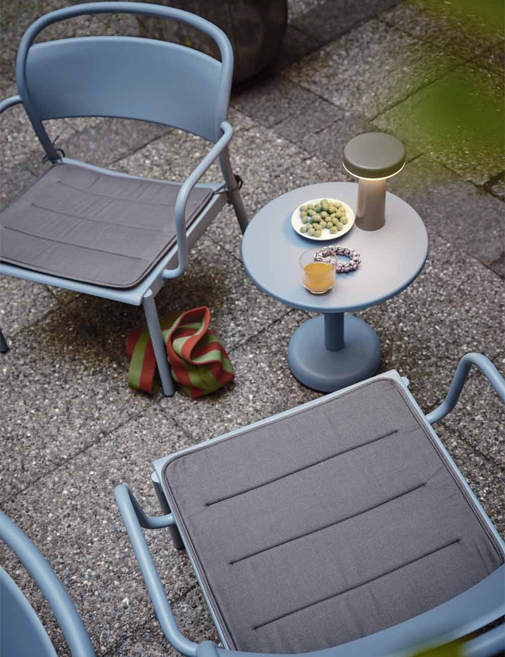 linear steel lounge chair