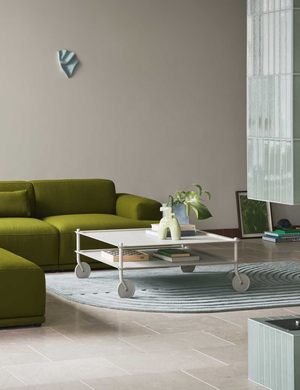 FLOW COFFEE TABLE