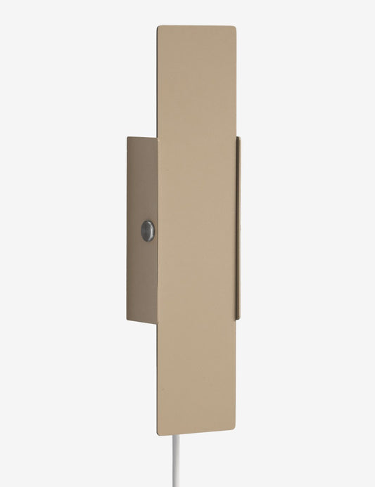 PIVOTING WALL LAMP