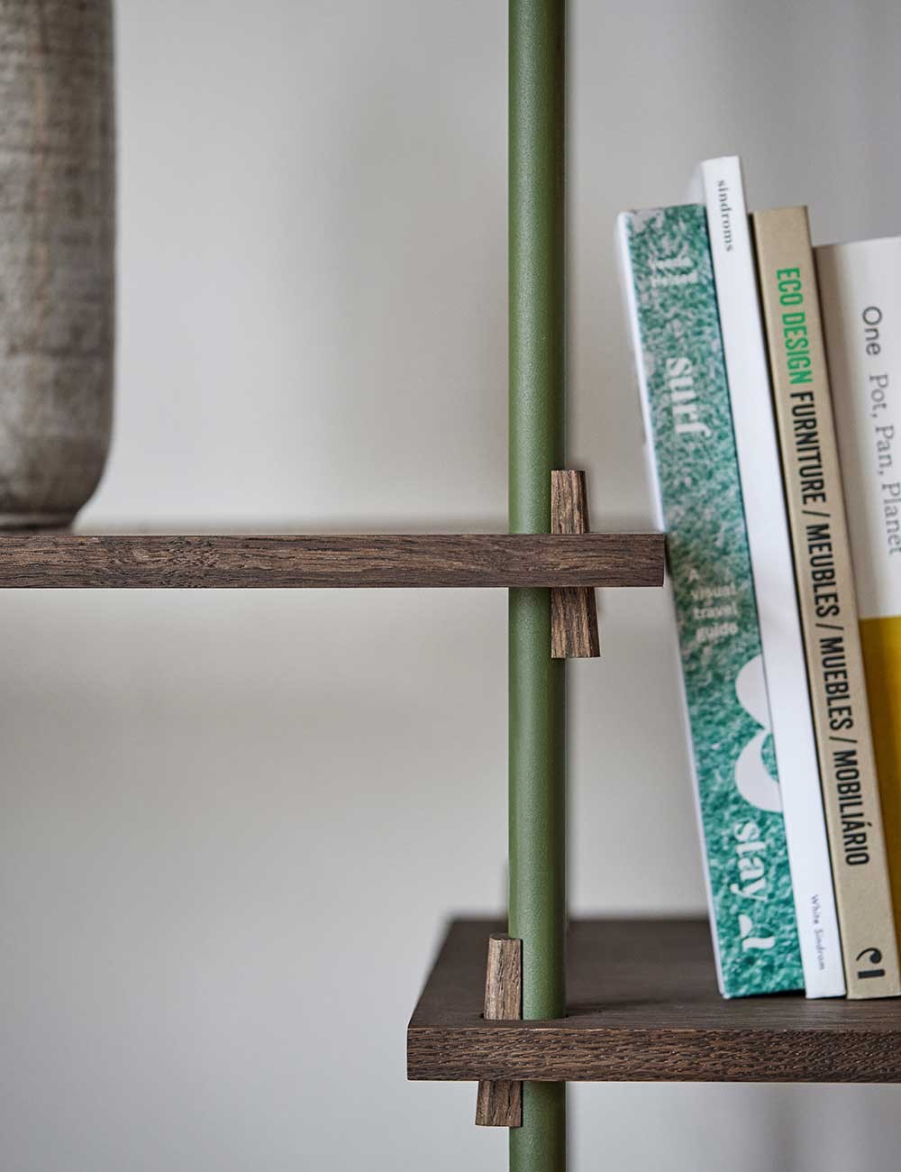 SYSTÈME D'ÉTAGÈRES s.200.3.E