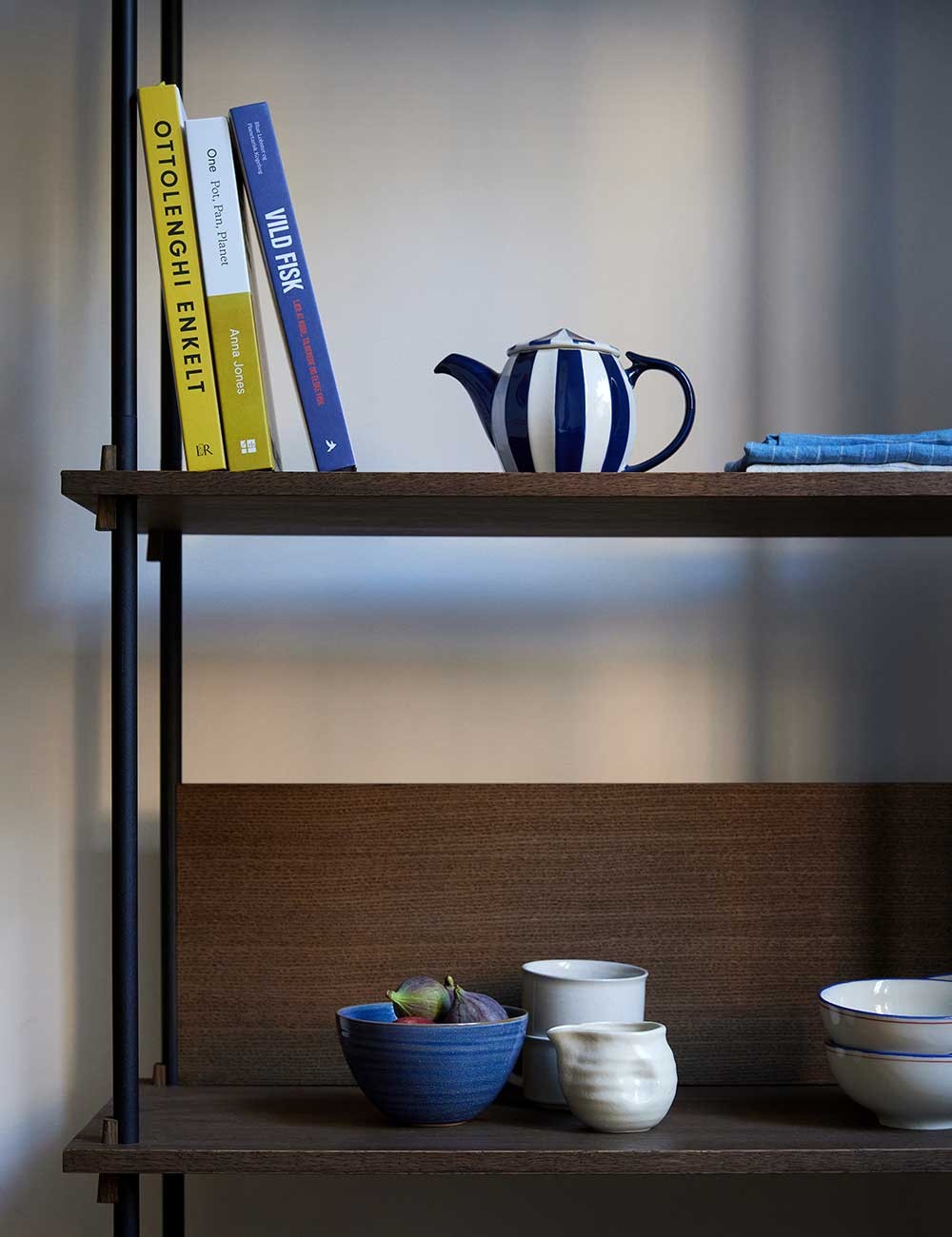 SYSTÈME D'ÉTAGÈRES s.255.2.L