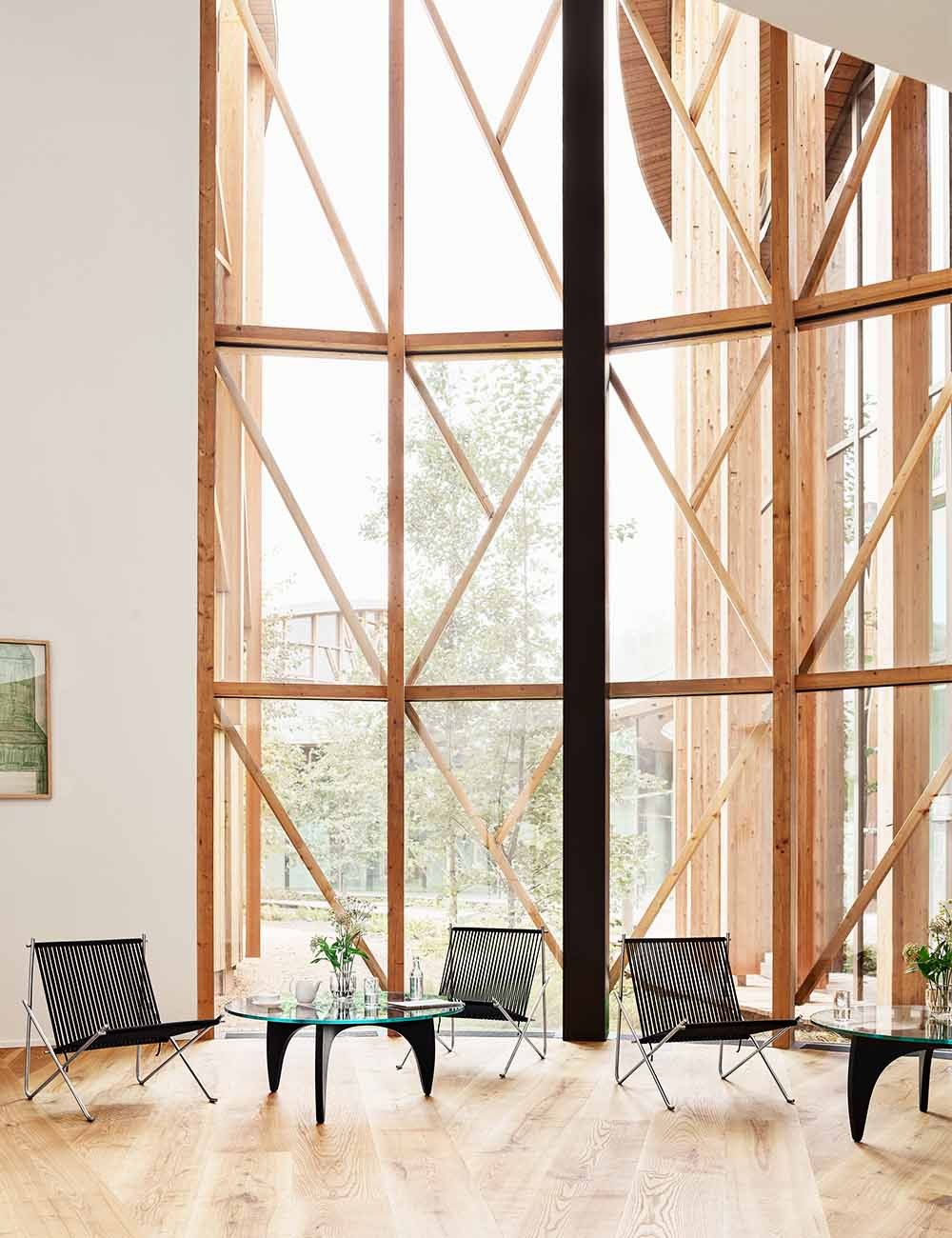 PK4™ LOUNGE CHAIR