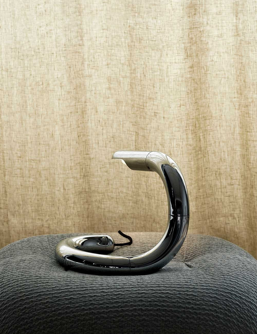 lampada da tavolo aspide