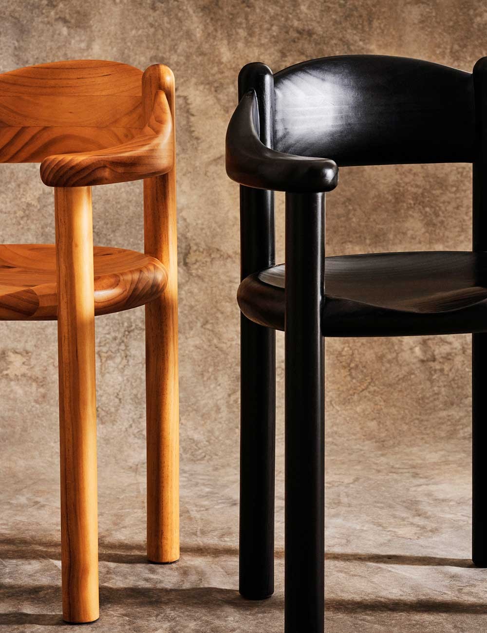 DAUMILLER ARMCHAIR