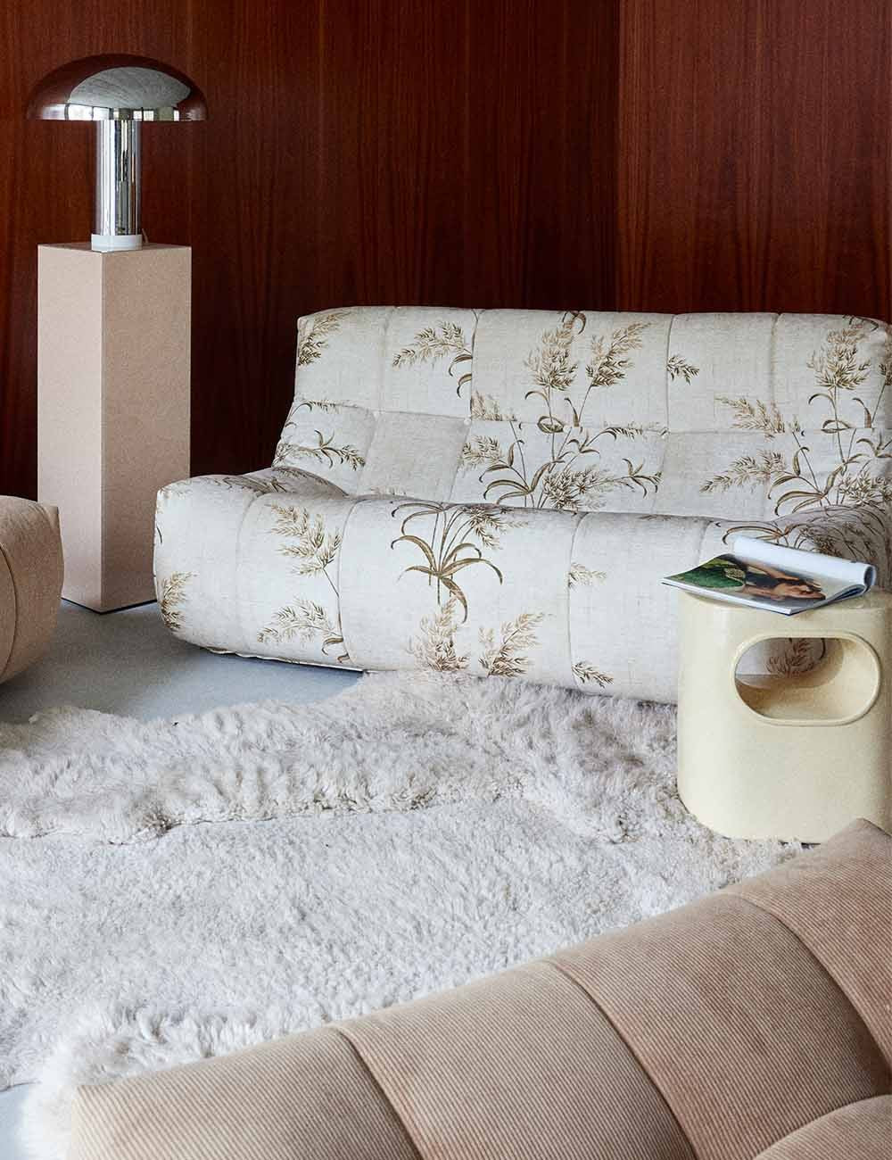 table d'appoint spatiale