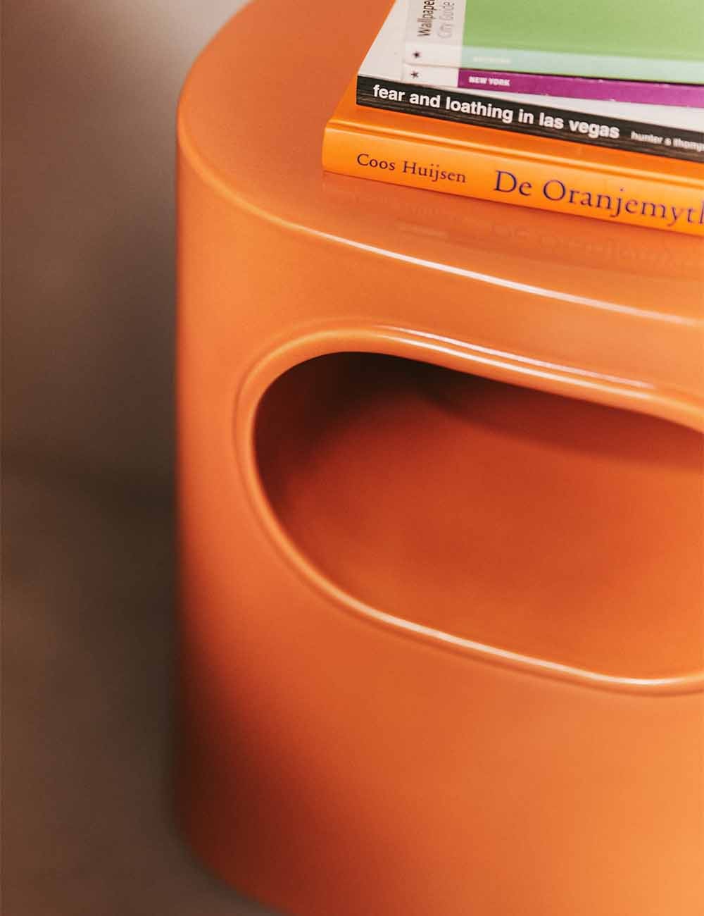 table d'appoint spatiale