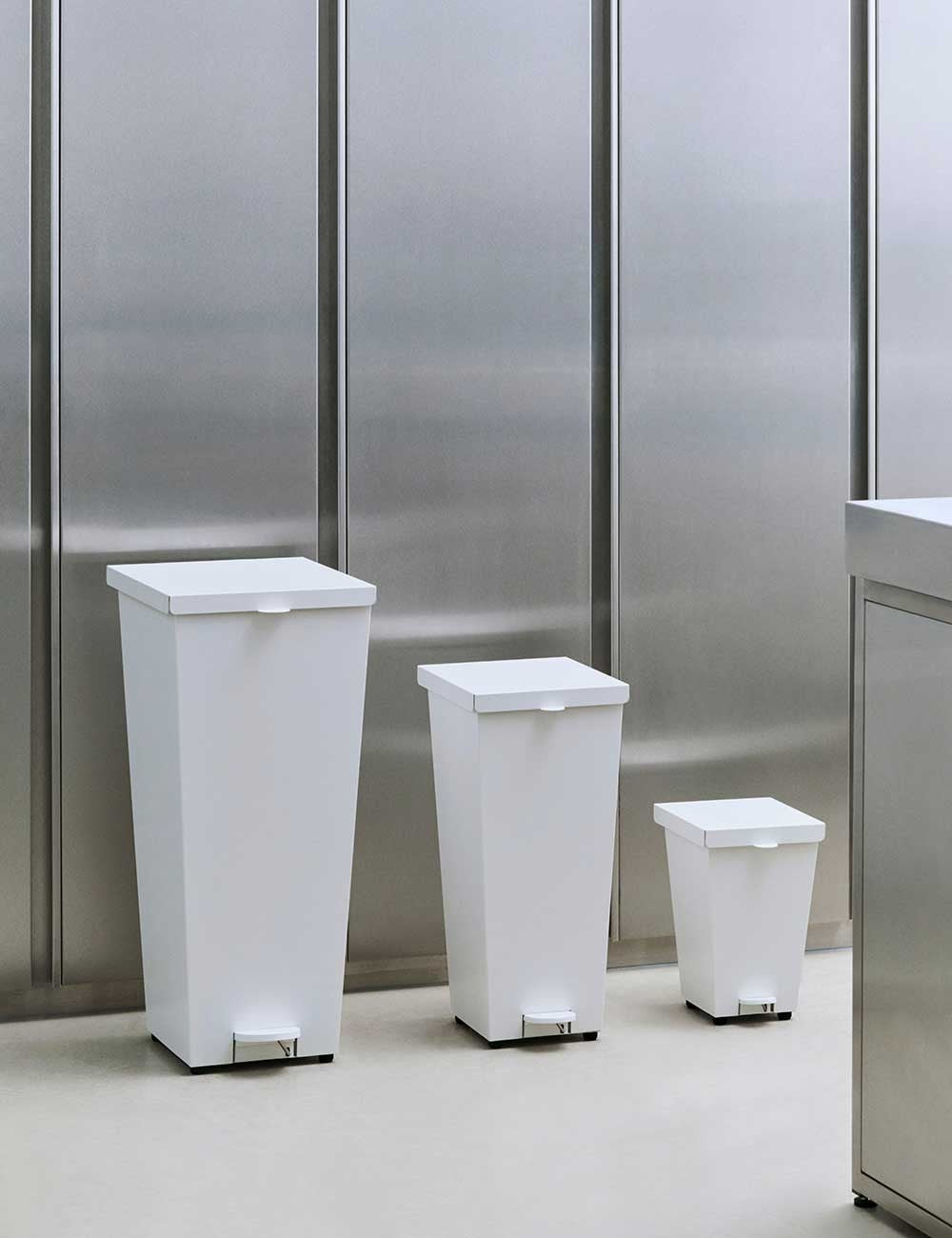 poubelle à boucle 58l