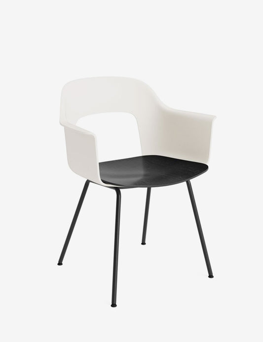 LAYOUT ARMCHAIR 212 BLACK OAK/BLACK