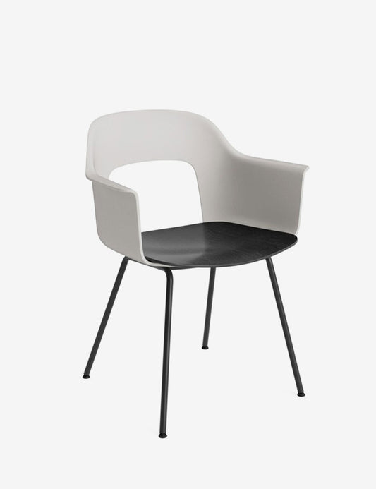 LAYOUT ARMCHAIR 212 BLACK OAK/BLACK